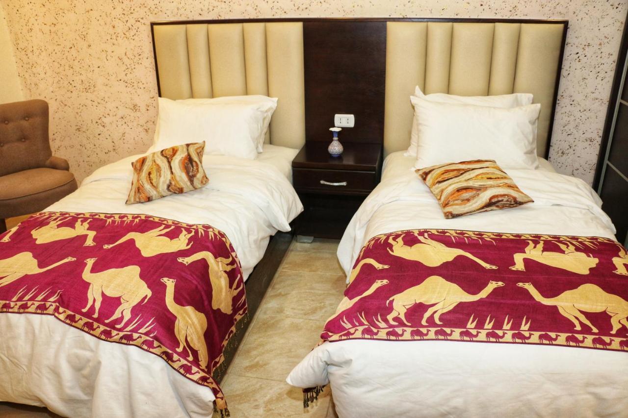 Petra Stones Inn Wadi Musa Exterior photo